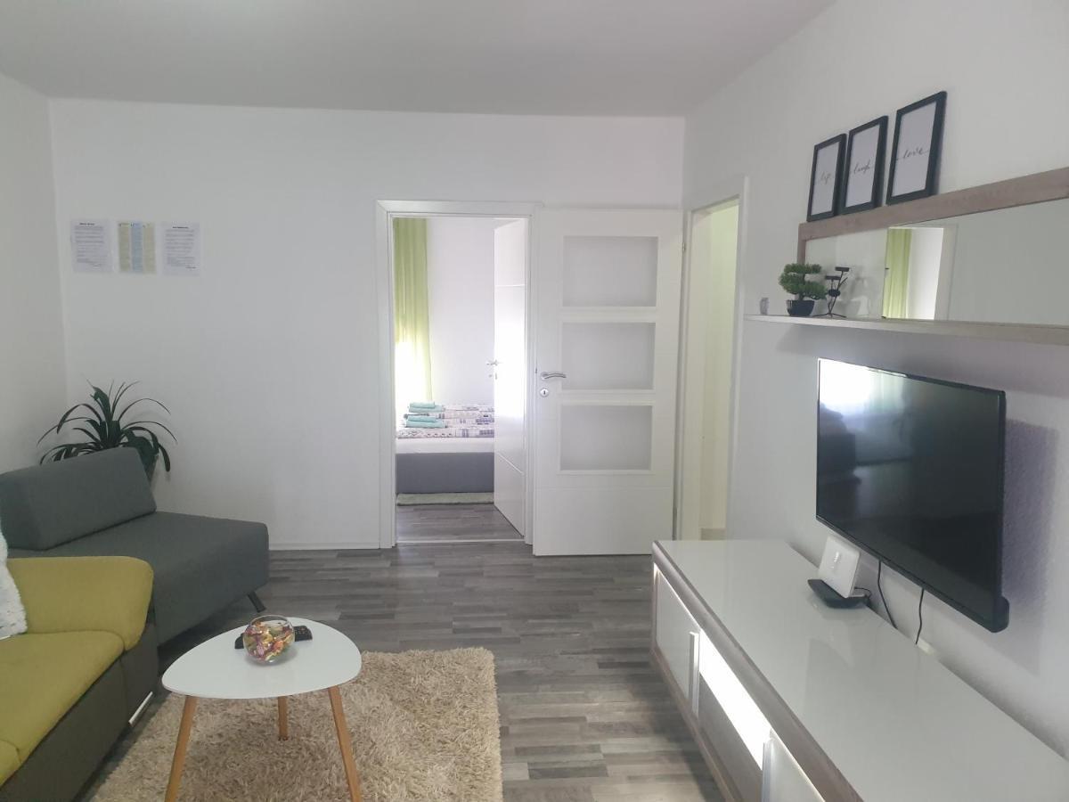 Apartman Medo Lägenhet Korenica Exteriör bild
