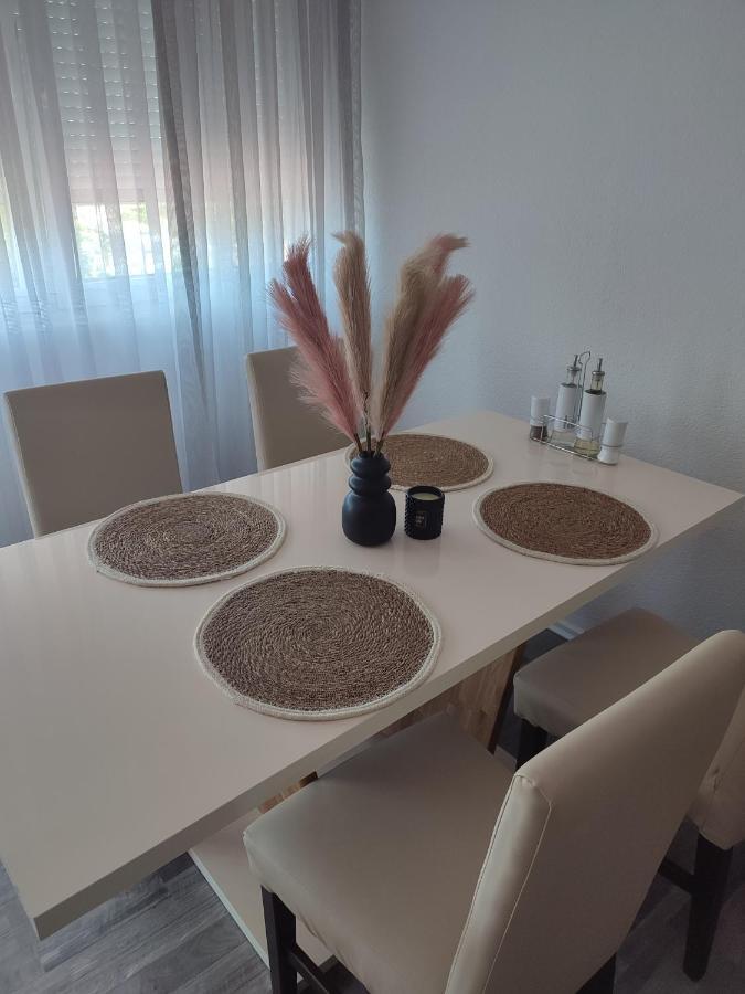 Apartman Medo Lägenhet Korenica Exteriör bild
