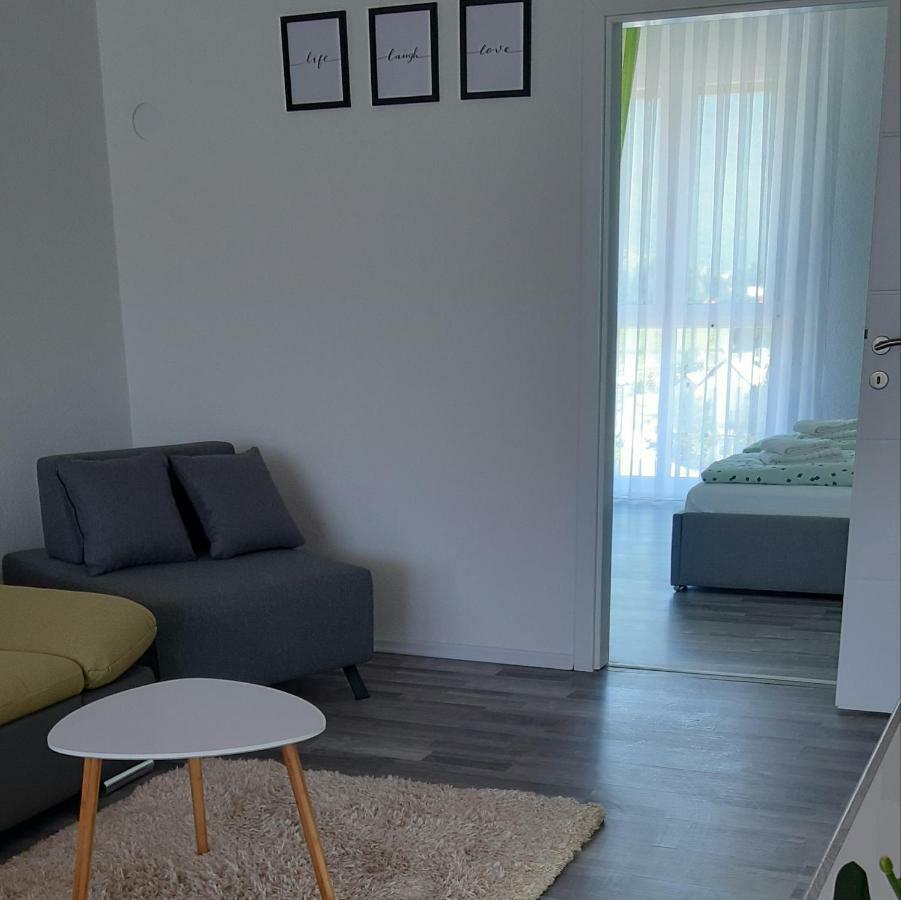 Apartman Medo Lägenhet Korenica Exteriör bild