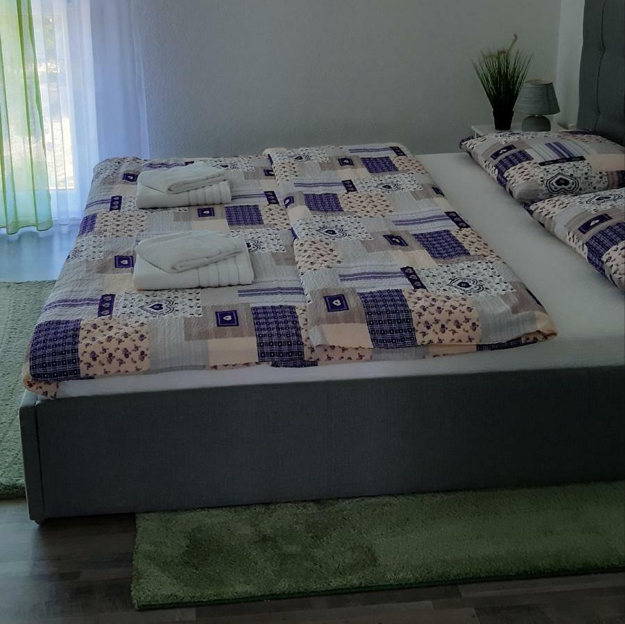 Apartman Medo Lägenhet Korenica Exteriör bild